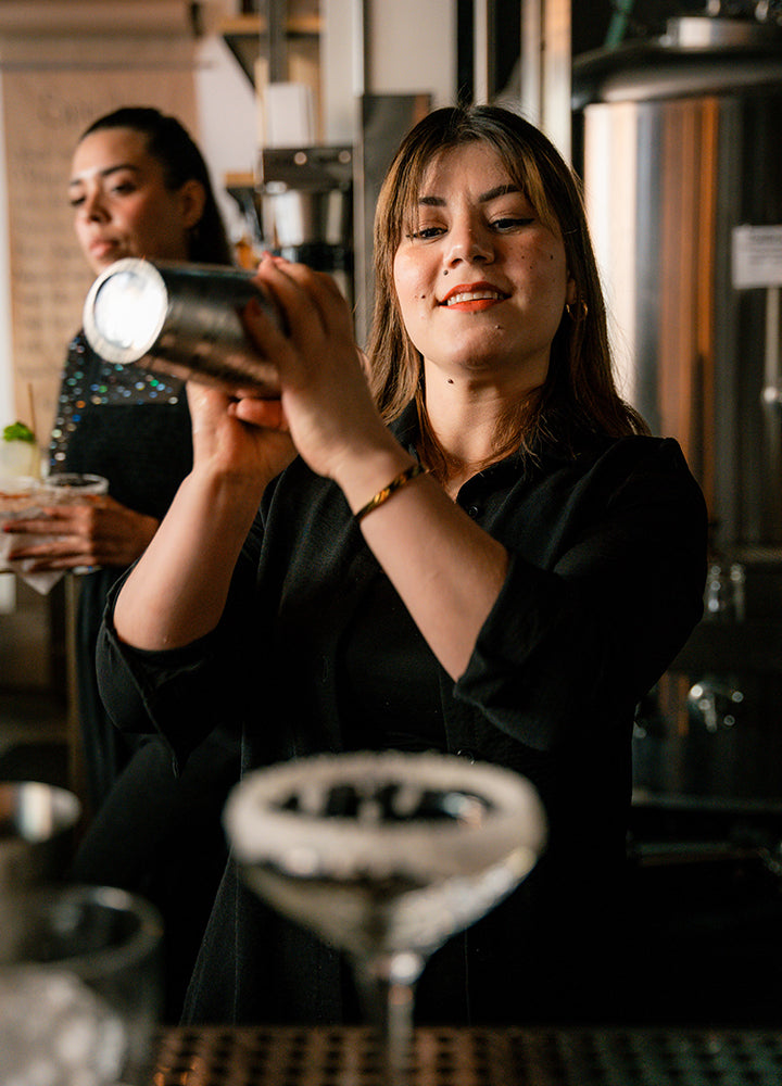 Après ski cocktails at Shelter Distilling, Mammoth Lakes. Brewery